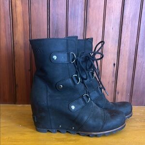 Sorel Joan of Artic Stylish Black Wedge Boots
